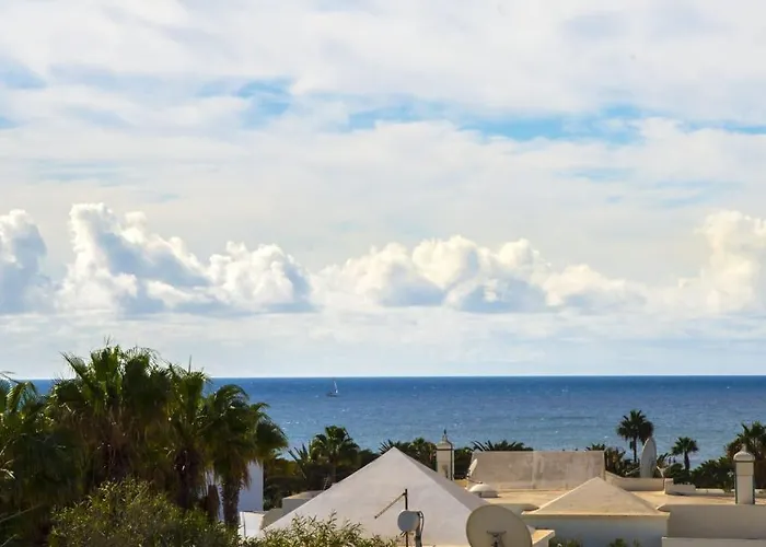 Club Valena 48 Sea Views, Wifi, Close To & Amenities At Matagorda * Puerto del Carmen (Lanzarote)