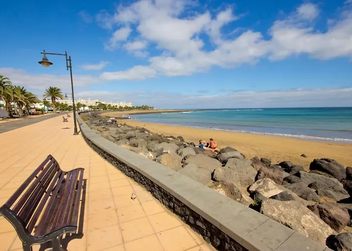 Club Valena 48 Sea Views, Wifi, Close To & Amenities At Matagorda Apartment