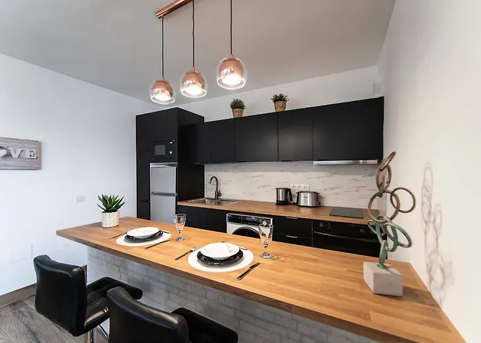 Club Valena 48 Sea Views, Wifi, Close To & Amenities At Matagorda 卡门港